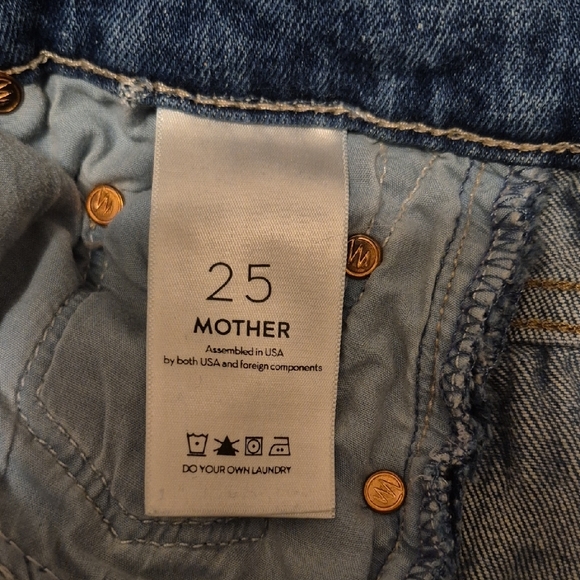 MOTHER Blue Jeans with Butterfly Accent - Picture 4 of 4